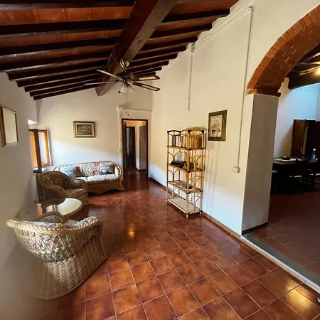 Casa Tregli * Castelnuovo deʼ Sabbioni