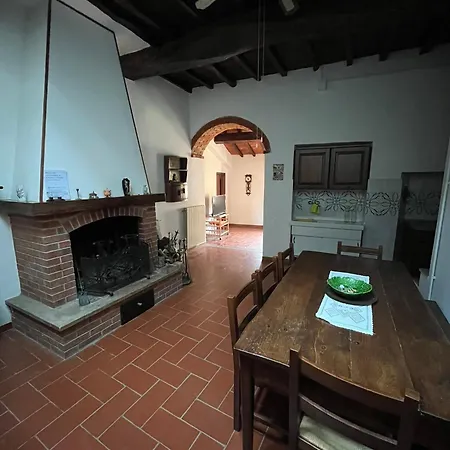 別荘 Casa Tregli Castelnuovo deʼ Sabbioni